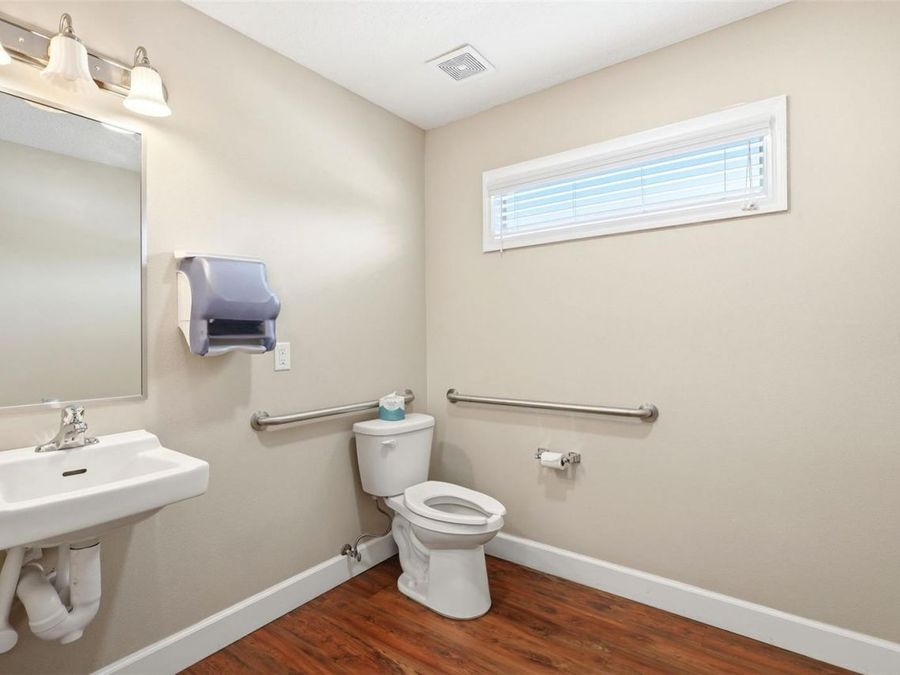 Property Image 27