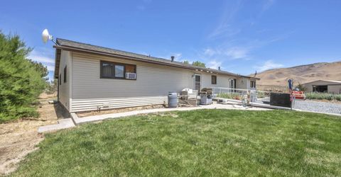 16500 Pyramid Way, Spanish Springs, NV 89510 Photo