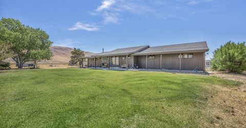16500 Pyramid Way, Spanish Springs, NV 89510 Photo