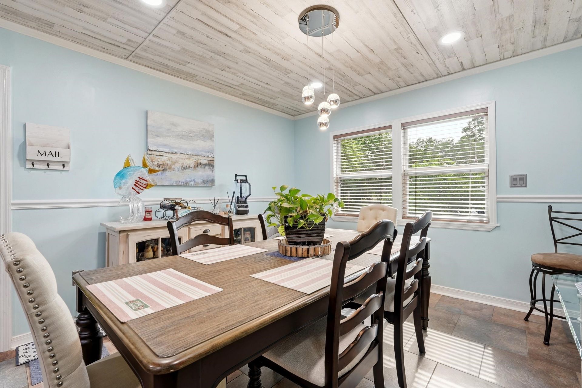 105 Saint Andrews Ct. Photo 13