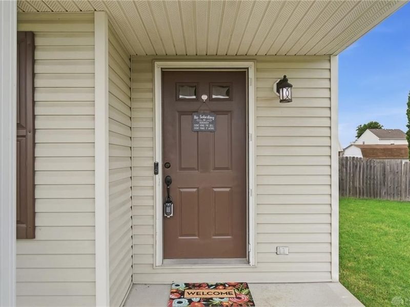 8704 Butterfield Court, Franklin Township, OH 45005 Photo 4