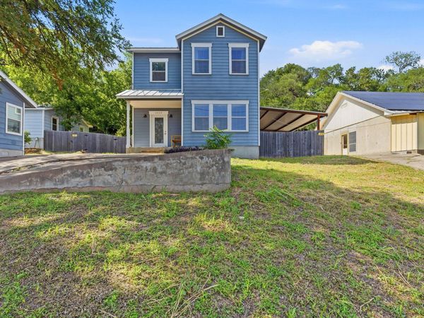 2720 Oak Springs DR, Austin, TX 78702
