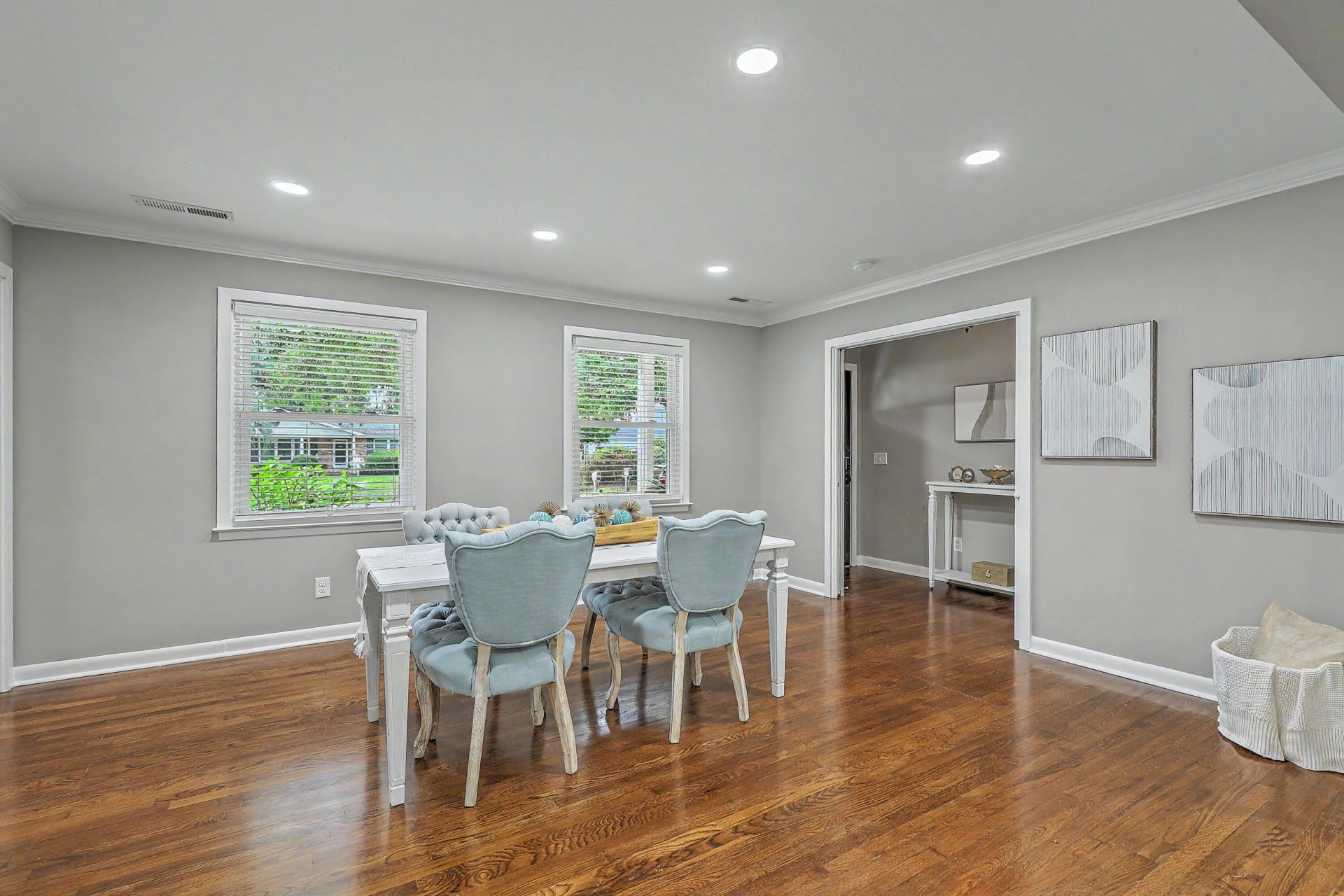 1320 Coleridge Street Photo 17