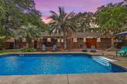 1320 Coleridge Street photo 4