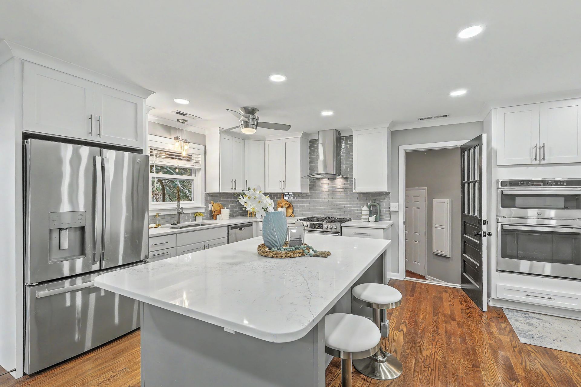 1320 Coleridge Street Photo 20