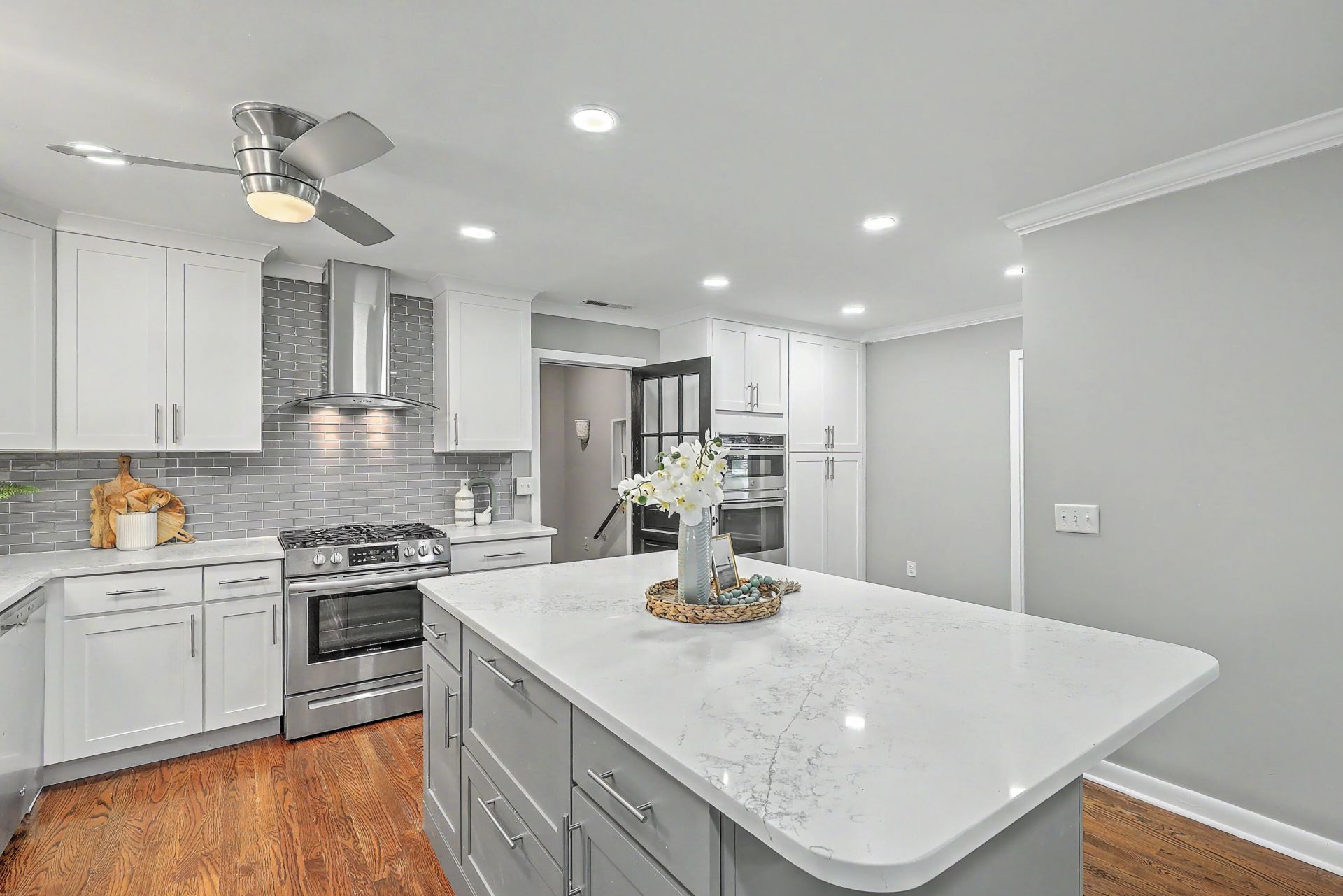 1320 Coleridge Street Photo 21