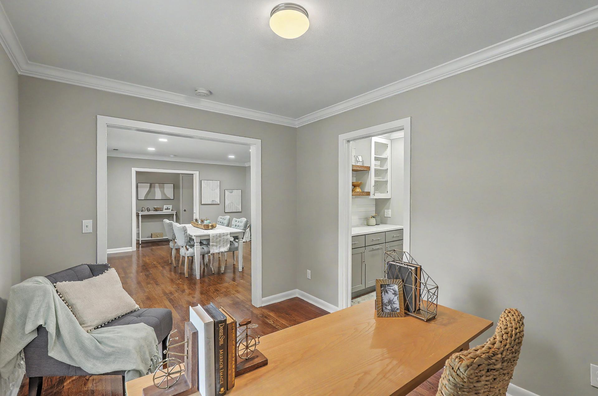 1320 Coleridge Street Photo 27
