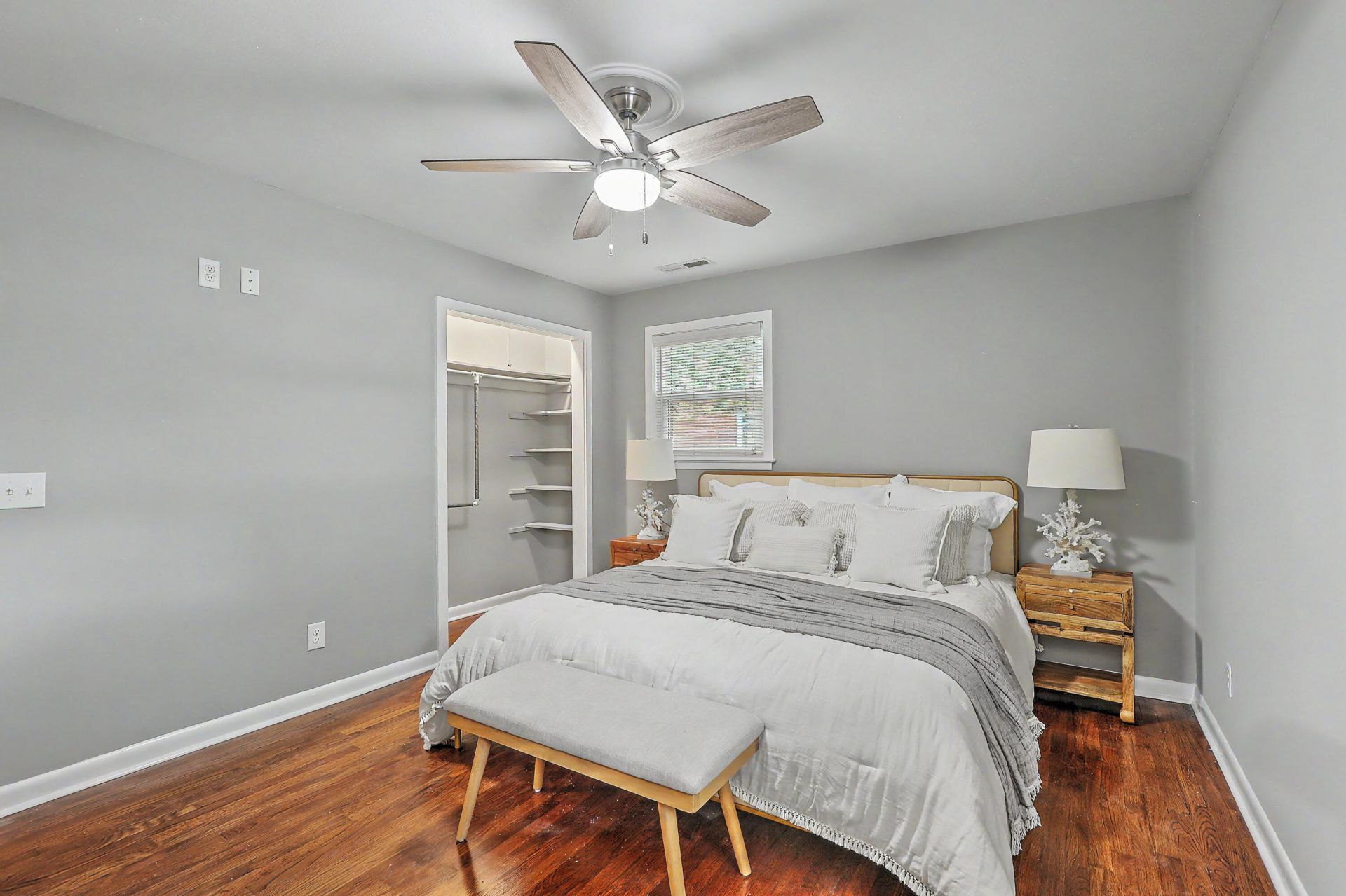 1320 Coleridge Street Photo 28