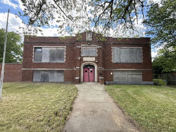 574 S Mcalister Avenue , Waukegan, IL 60085