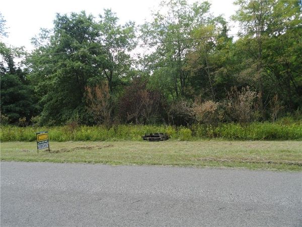 --- Carbon Center Road, Butler, PA 16002