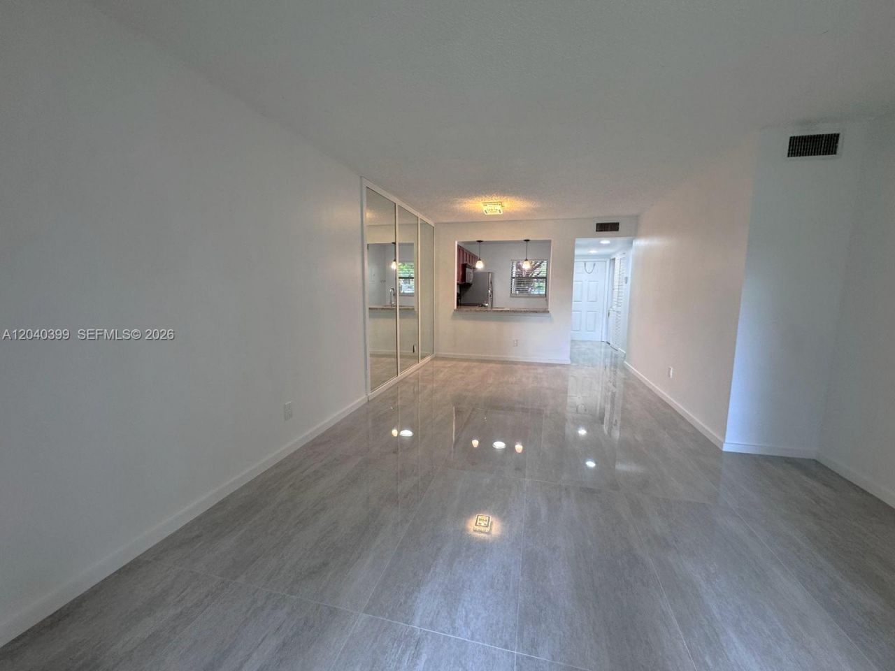 10325 NW 11th St, Unit 101, Pembroke Pines, FL 33026 Photo