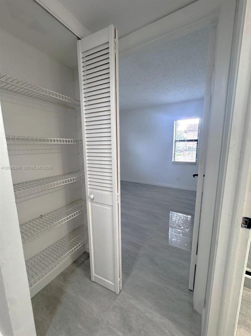 10325 NW 11th St, Unit 101, Pembroke Pines, FL 33026 Photo
