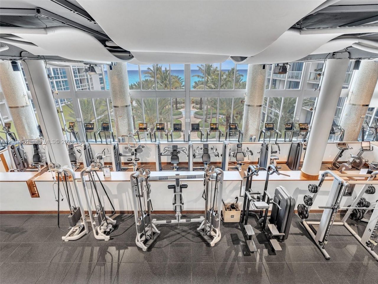 6799 Collins Ave, Unit 203, Miami Beach, FL 33141 Photo
