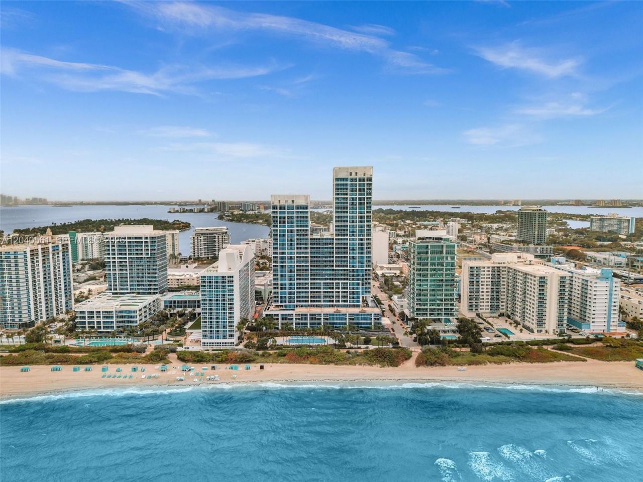 6799 Collins Ave, Unit 203, Miami Beach, FL 33141 Photo
