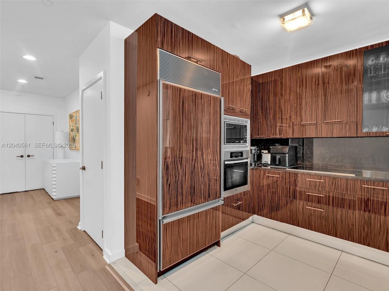 6799 Collins Ave, Unit 203, Miami Beach, FL 33141 Photo