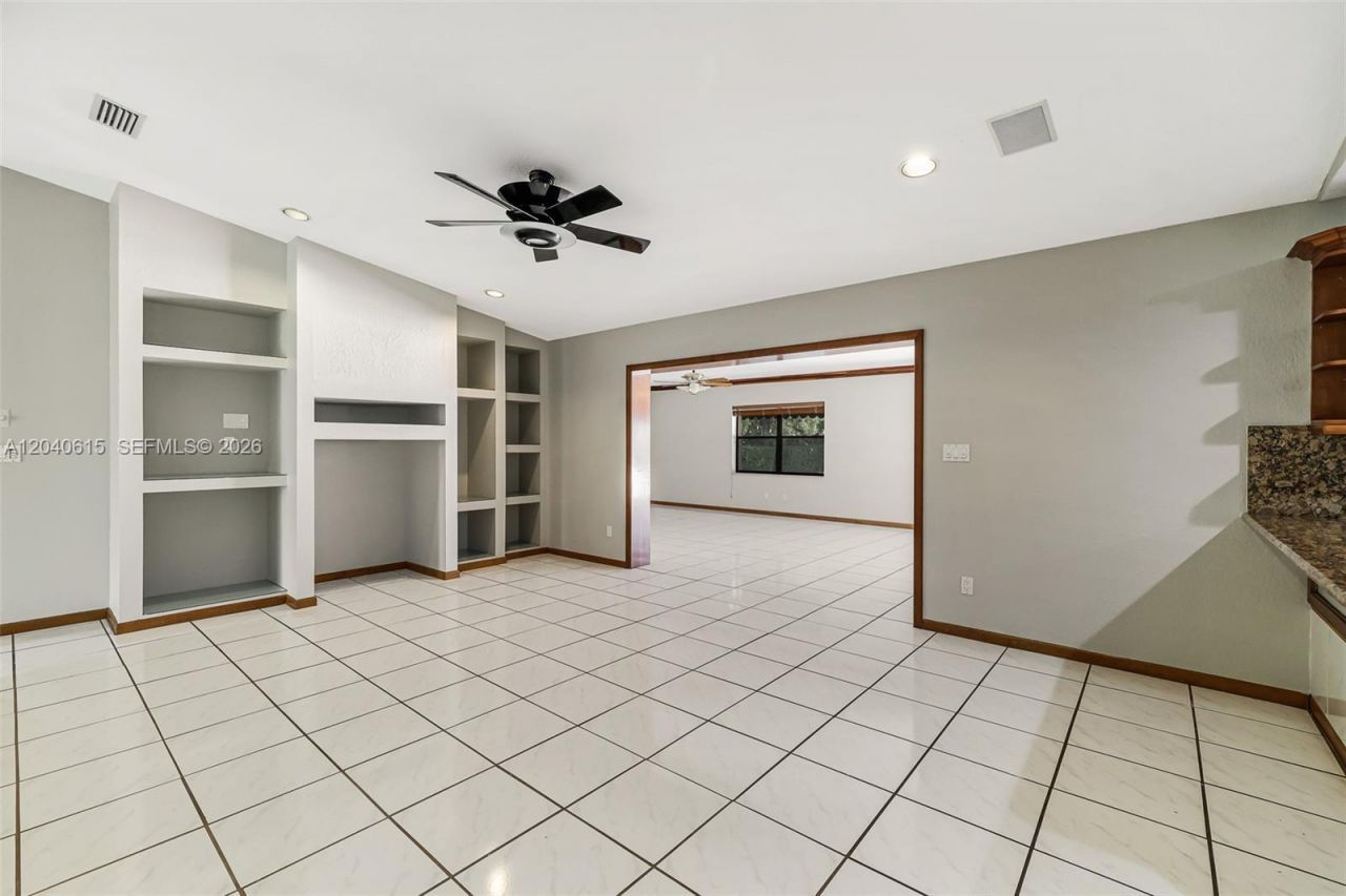 14941 SW 164th Ter , Miami, FL 33187 Photo