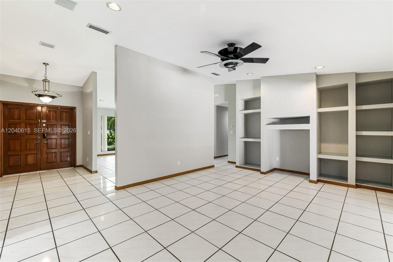 14941 SW 164th Ter , Miami, FL 33187 Photo