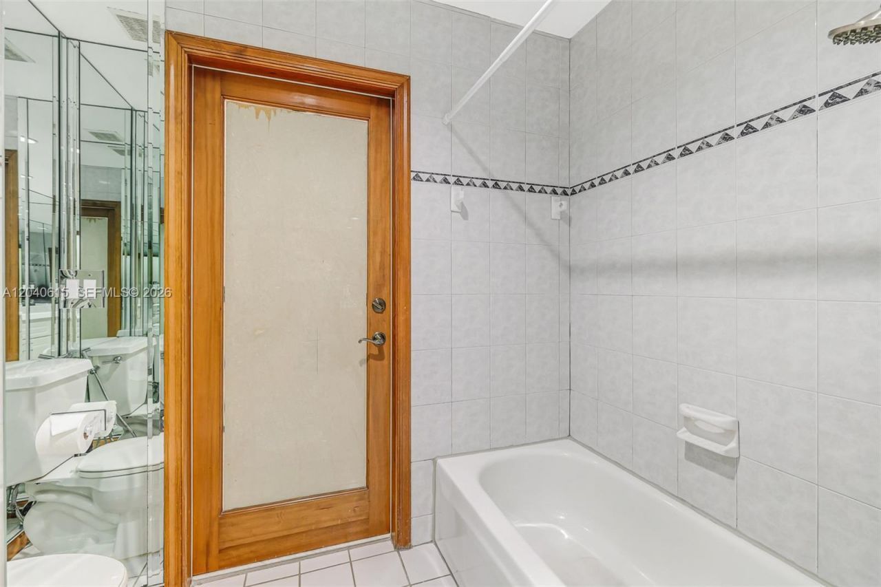 14941 SW 164th Ter , Miami, FL 33187 Photo