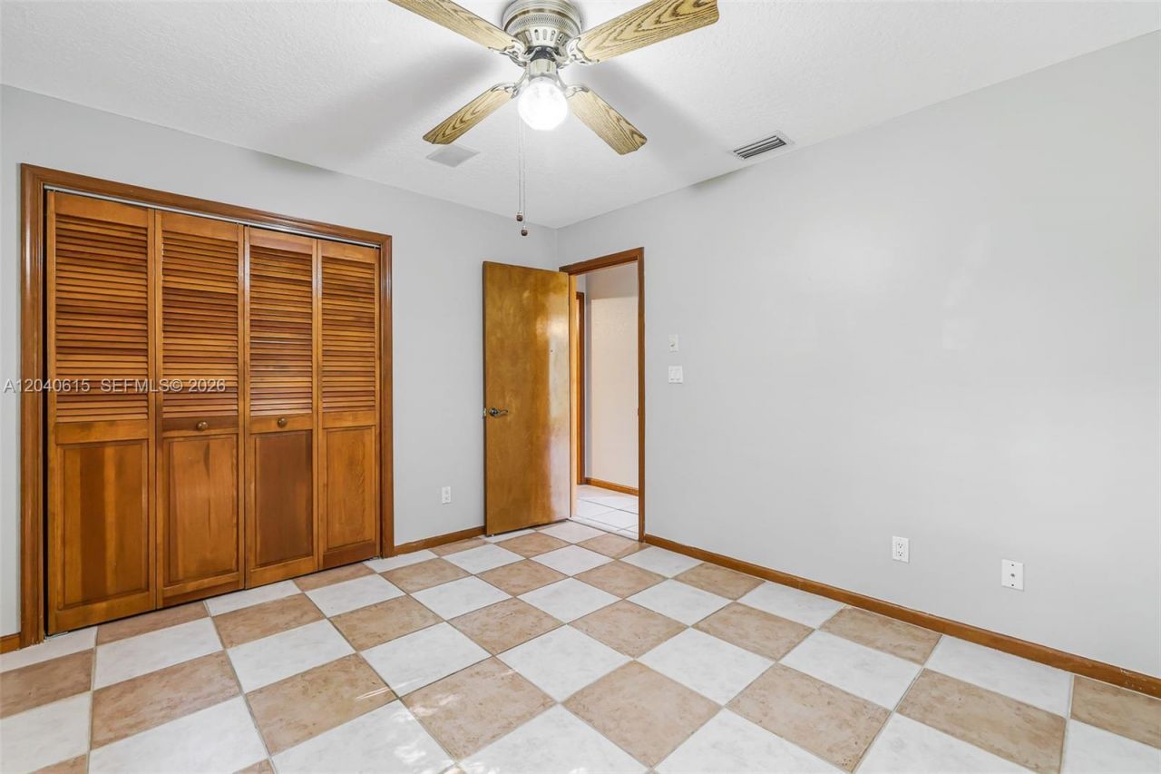 14941 SW 164th Ter , Miami, FL 33187 Photo