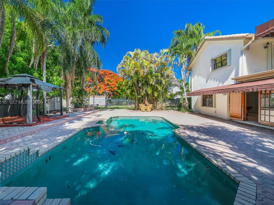 Property Image 58