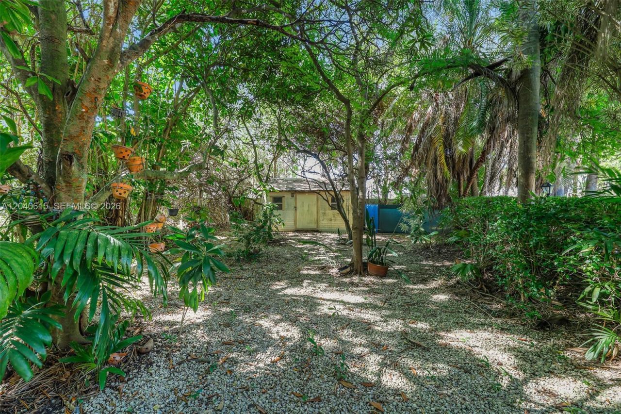 14941 SW 164th Ter , Miami, FL 33187 Photo