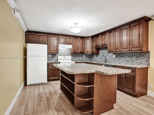 4114 NW 88th Ave , Unit 102, Coral Springs, FL 33065
