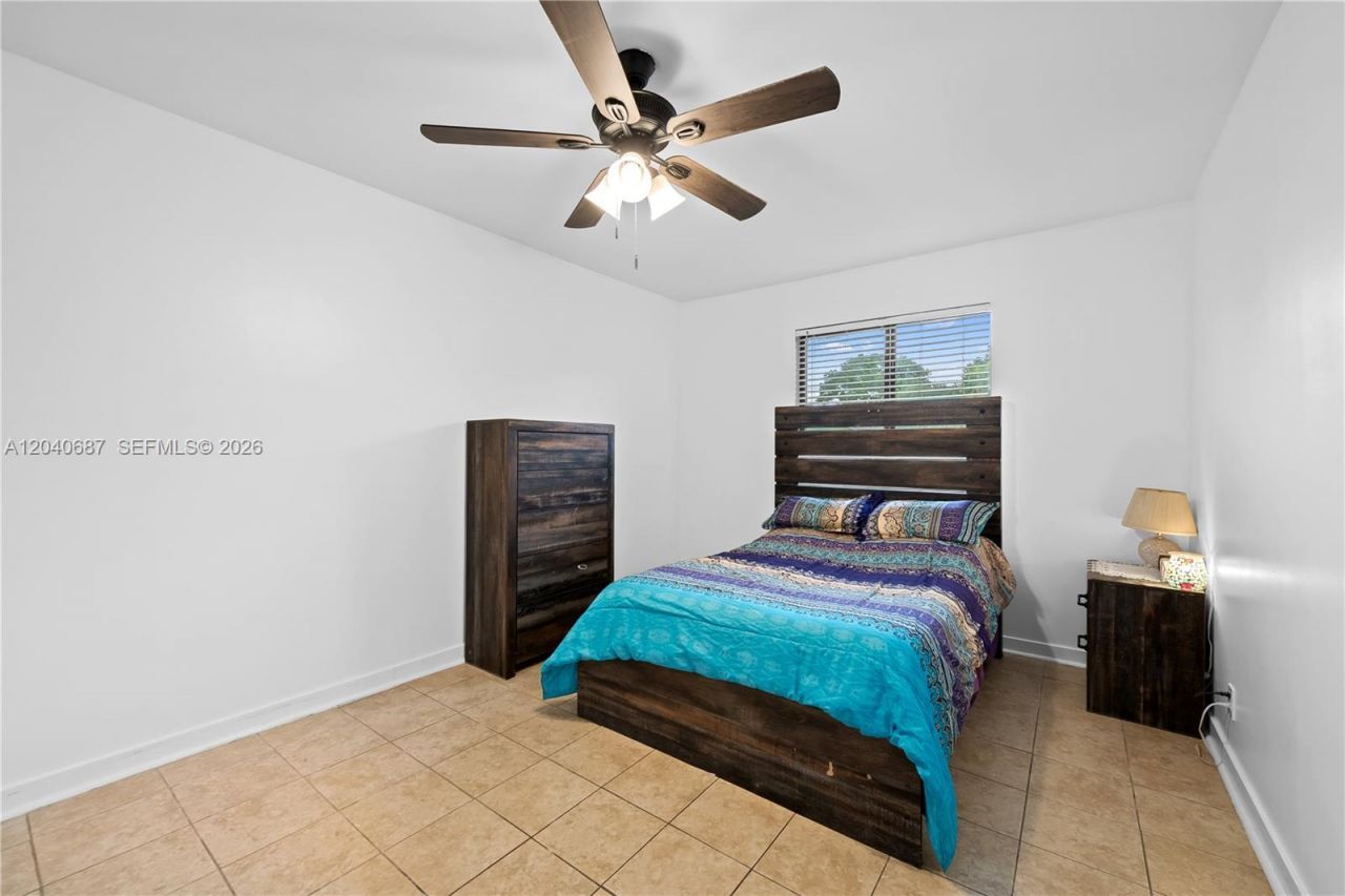 6839 Tradewind Way, Lake Worth, FL 33462 Photo