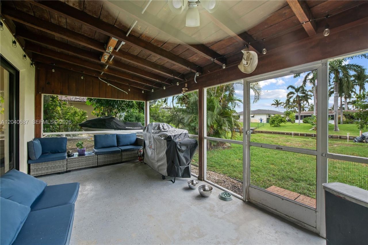 6839 Tradewind Way, Lake Worth, FL 33462 Photo