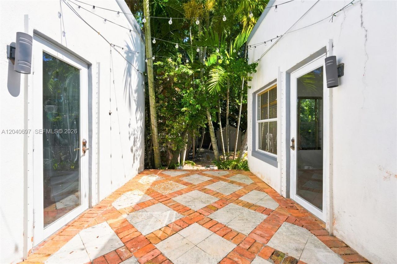 160 NE 44th St, Unit 1, Miami, FL 33137 Photo