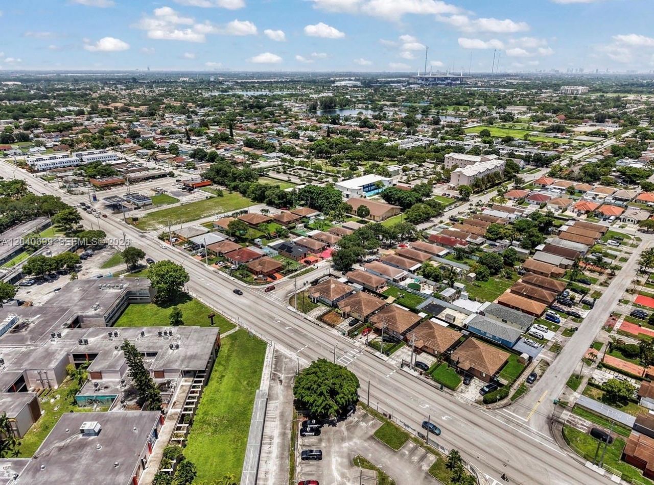 18815 NW 37th Ave, Miami Gardens, FL 33056 Photo