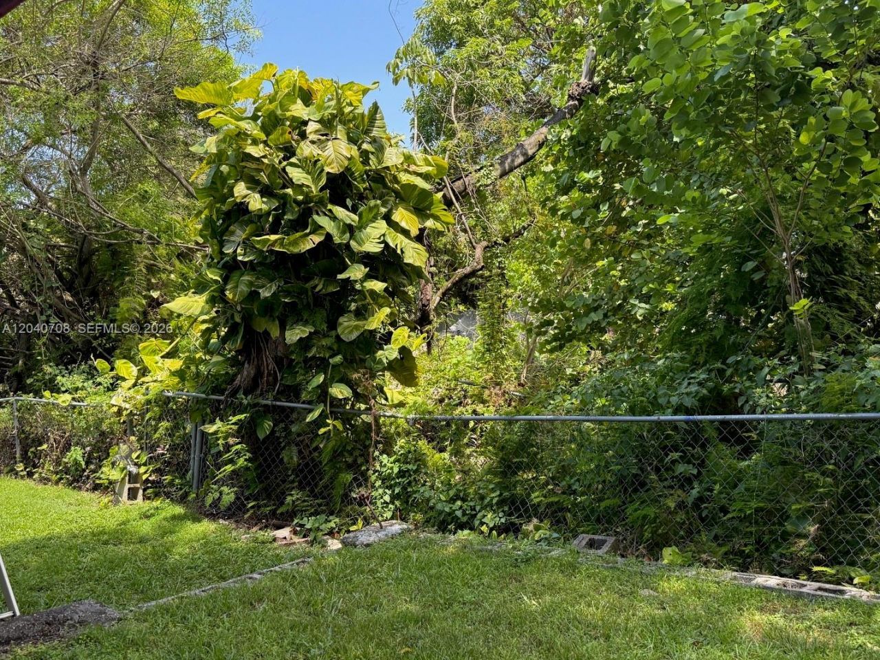 12600 Country Club Ln , Miami, FL 33167 Photo