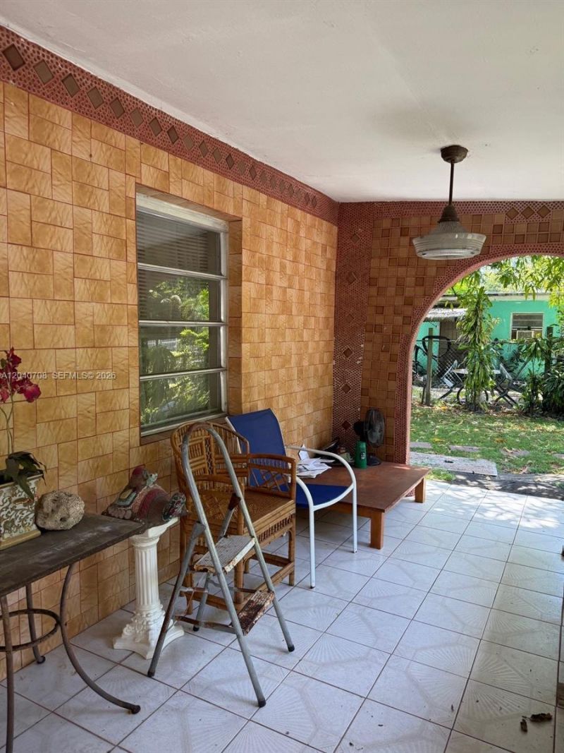12600 Country Club Ln , Miami, FL 33167 Photo