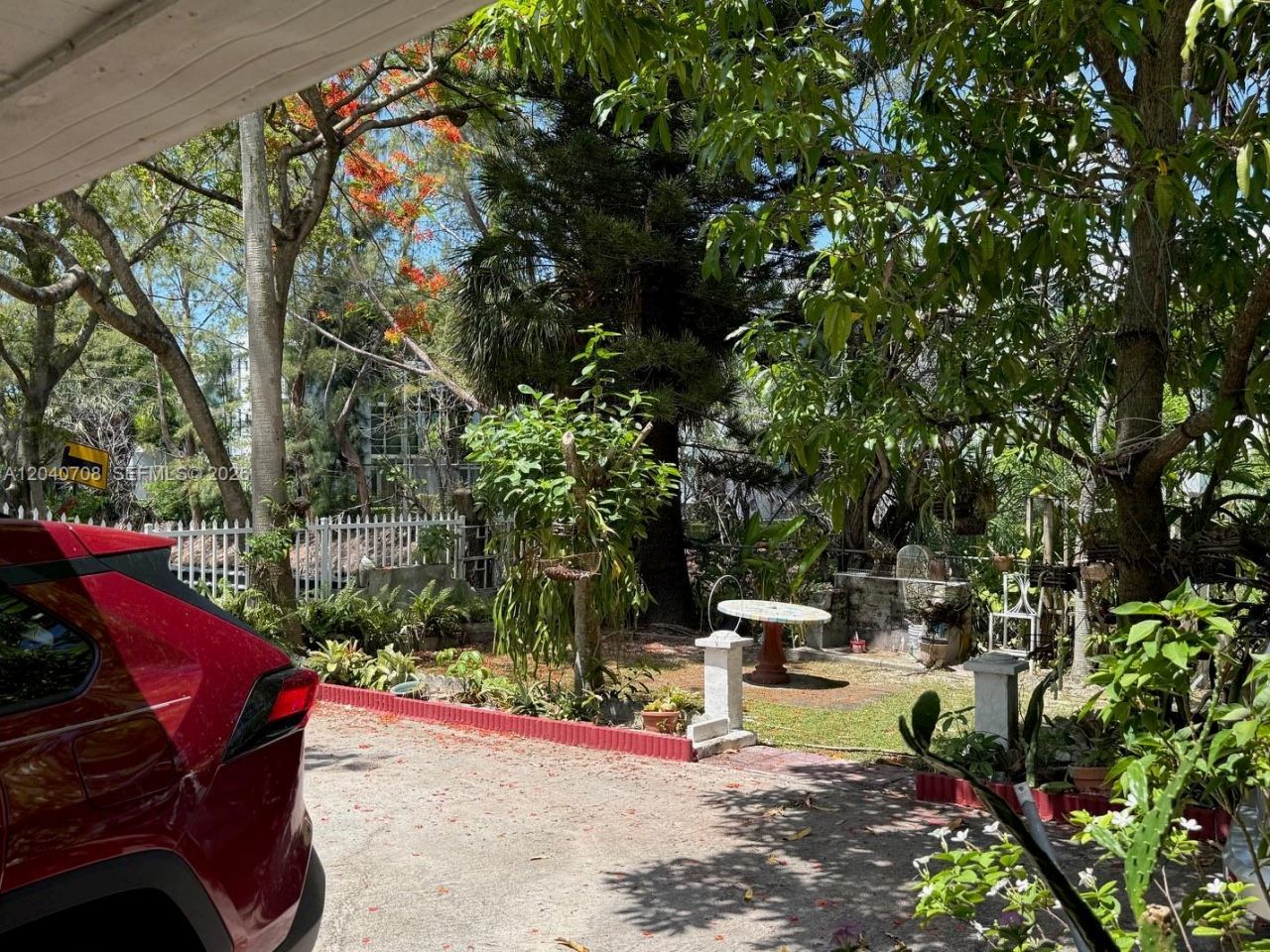12600 Country Club Ln , Miami, FL 33167 Photo