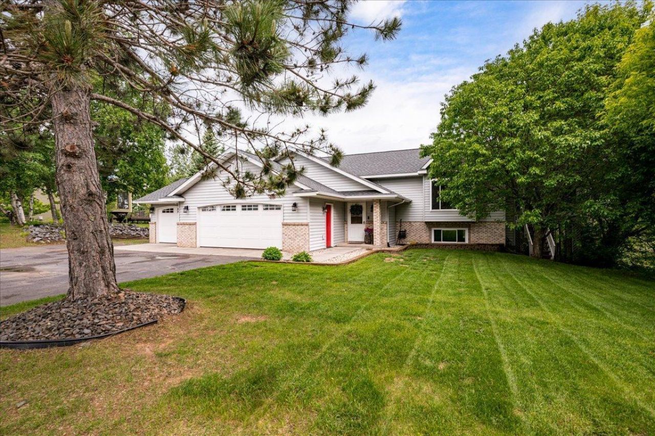4909 Whitetail Drive , Hermantown, MN 55811