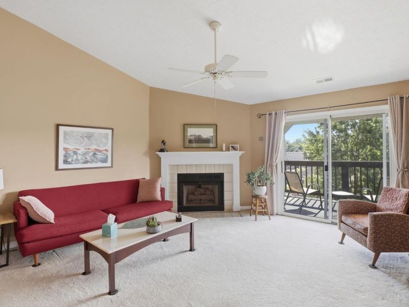 4341 Regency Ridge Court, Unit 304, Green Township, OH 45248 Photo 7