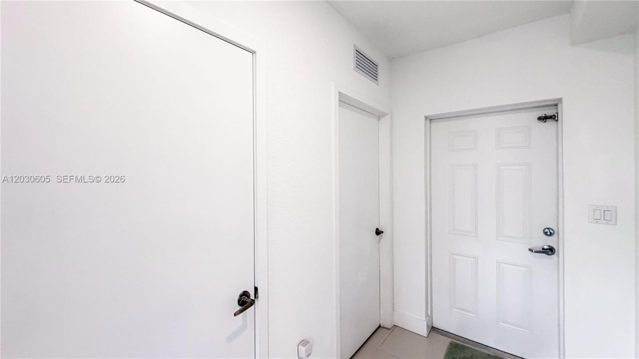 229 NW 12th Ct , Florida City, FL 33034 Photo