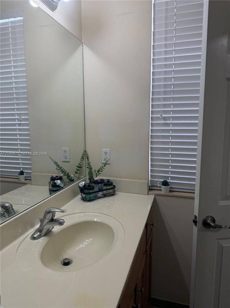 8929 W 35th Way , Hialeah, FL 33018 Photo