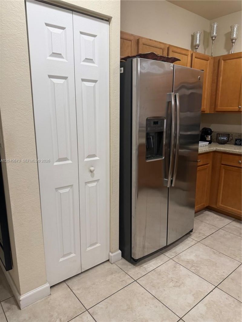 8929 W 35th Way , Hialeah, FL 33018 Photo