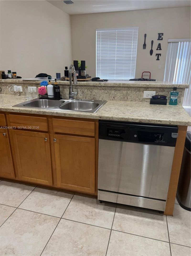 8929 W 35th Way , Hialeah, FL 33018 Photo
