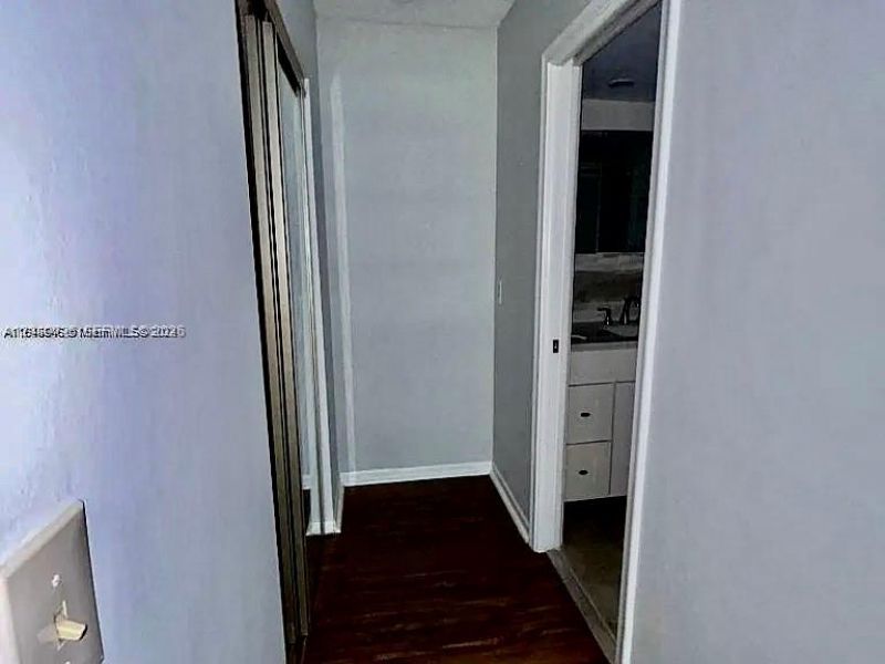 100 Berkley Rd, Unit 210, Hollywood, FL 33024 Photo
