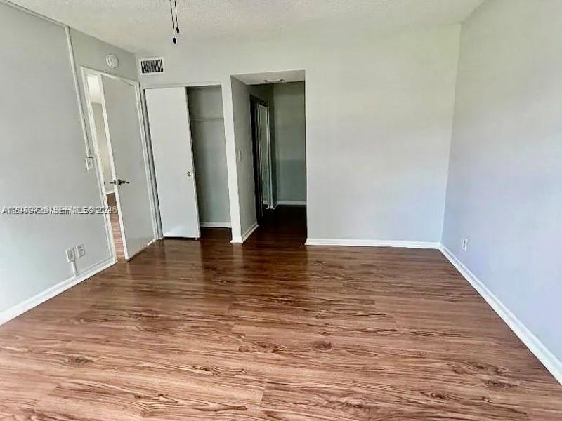 100 Berkley Rd, Unit 210, Hollywood, FL 33024 Photo