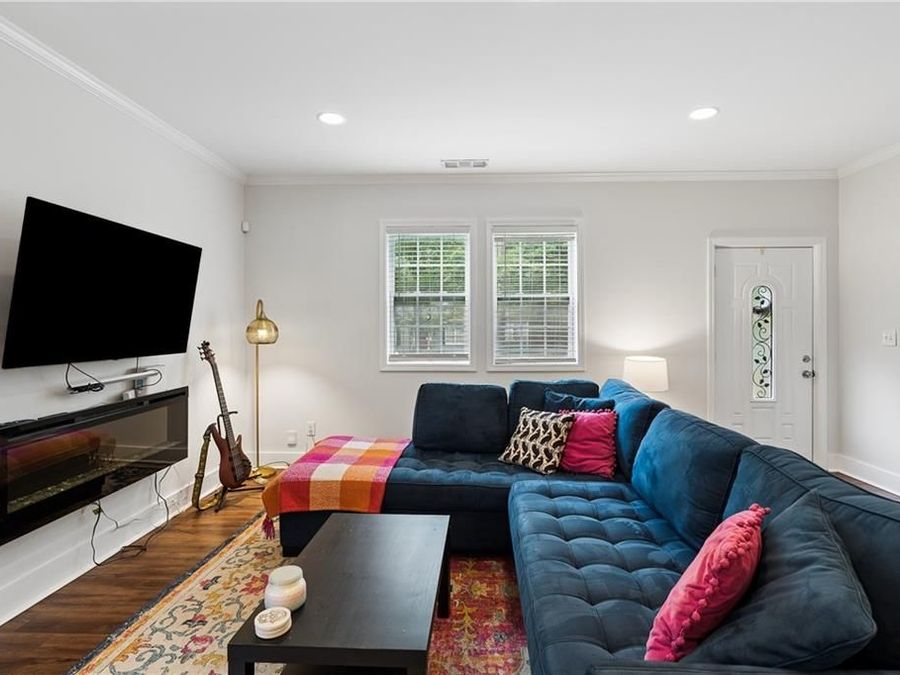 Property Image 11