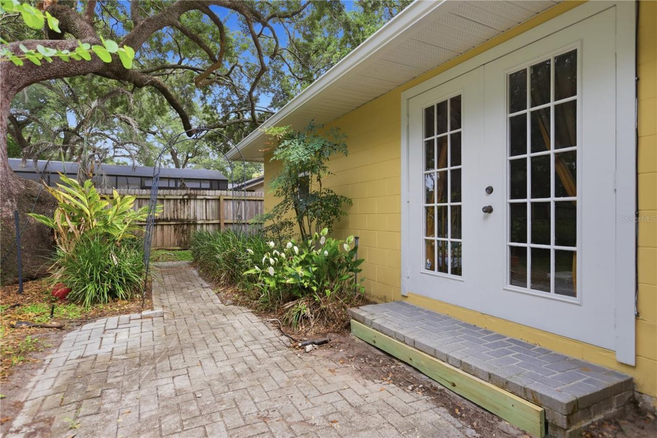 1701 Wind Willow Road, Belle Isle, FL 32809 Photo