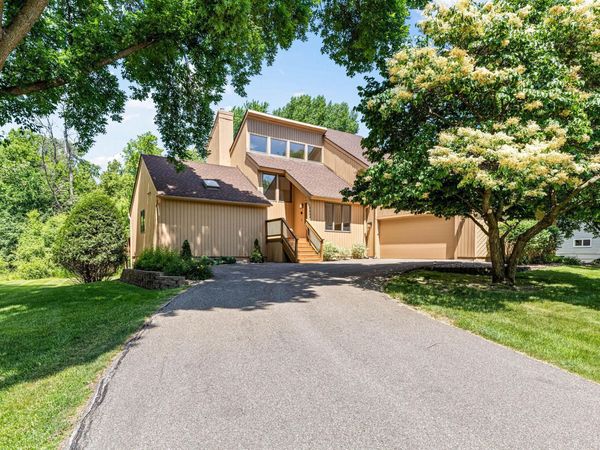 15604 White Pine Drive, Minnetonka, MN 55391