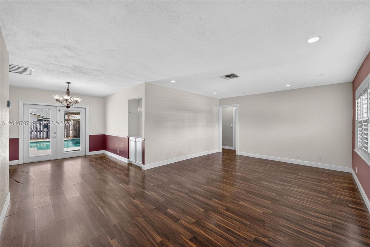 6848 NW 27th Way, Fort Lauderdale, FL 33309 Photo