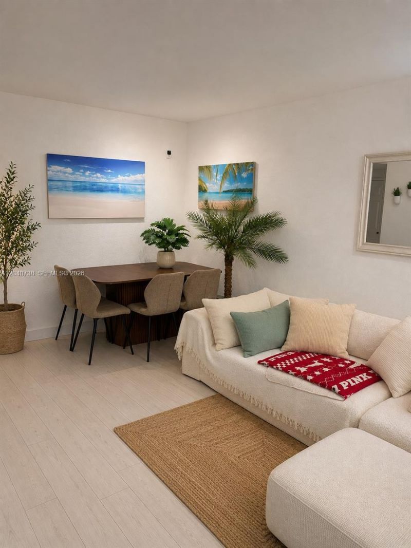 344 Meridian Ave, Unit 2B, Miami Beach, FL 33139 Photo