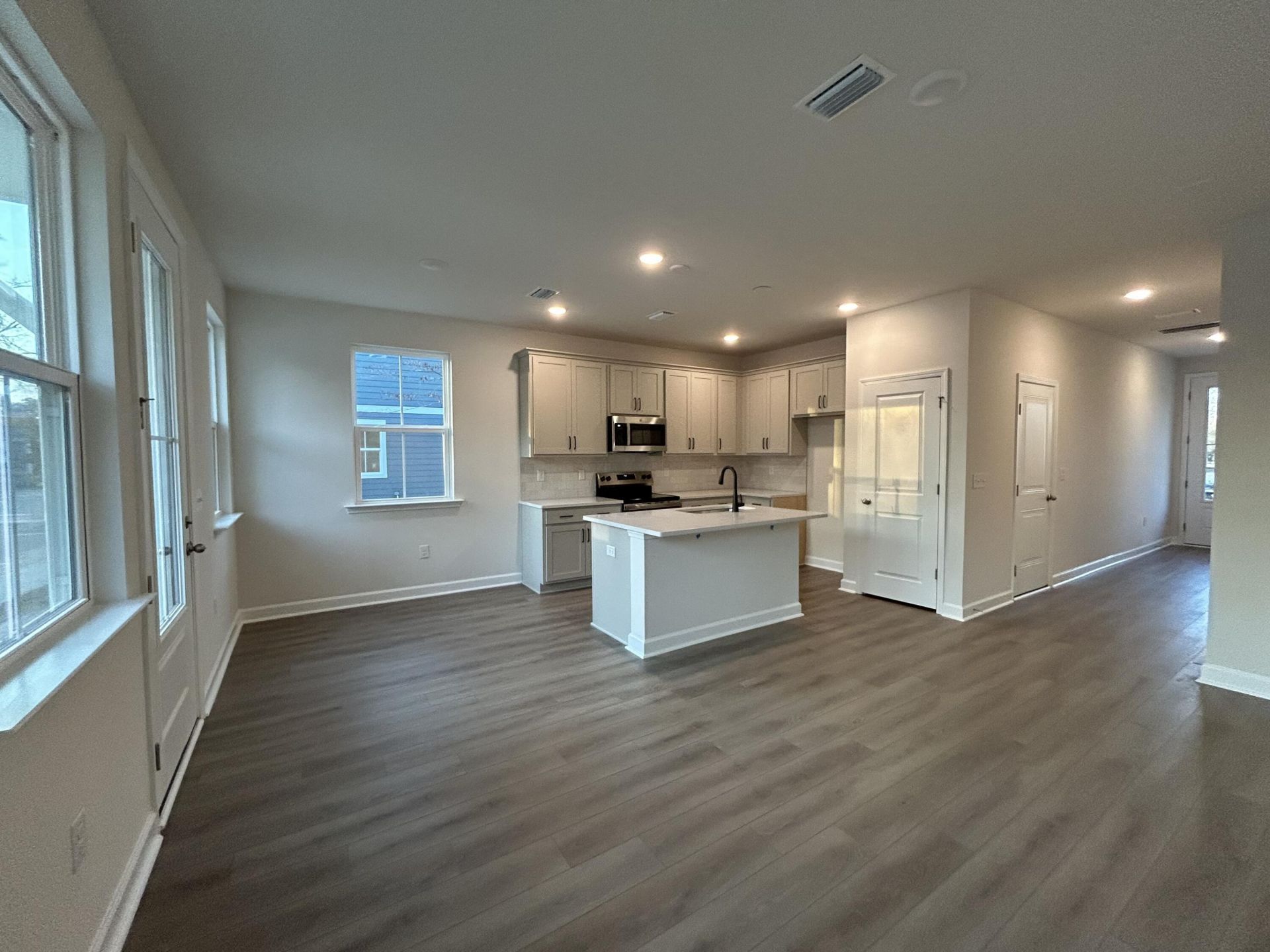 473 Martins Creek Boulevard Photo 10