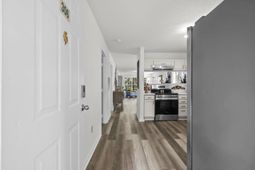 4251 Villas Dr.  photo 4