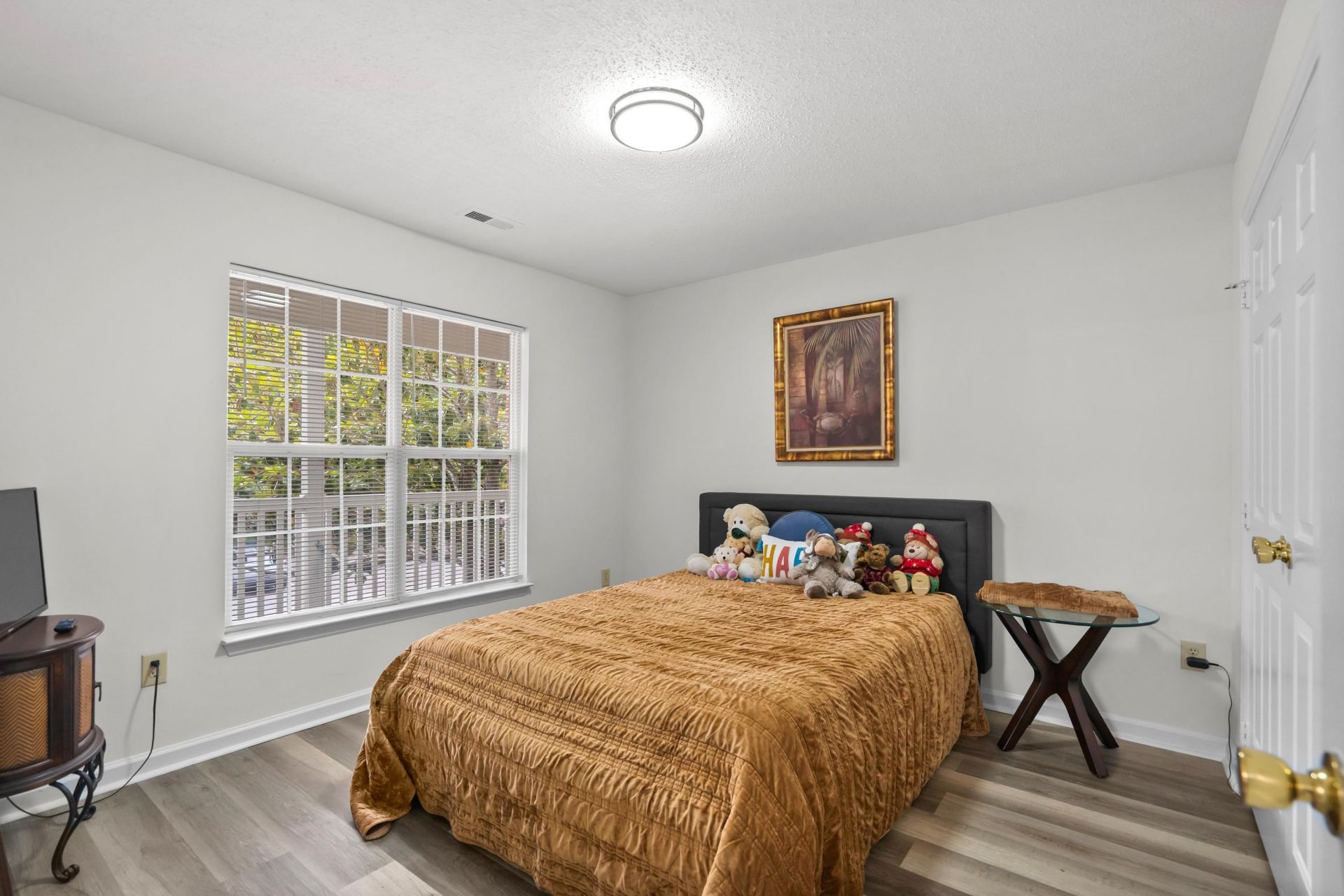 4251 Villas Dr.  Photo 24