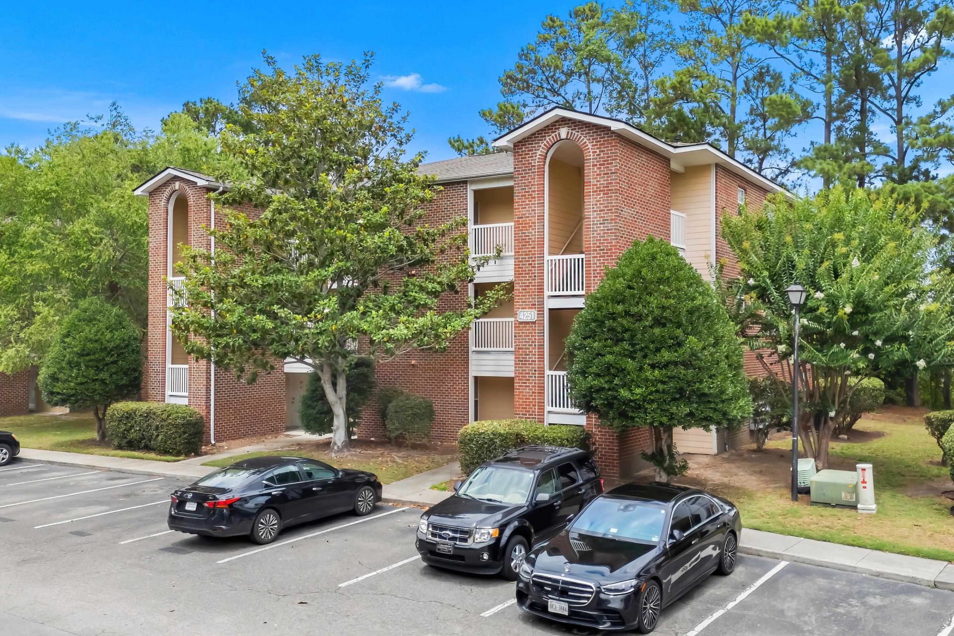 4251 Villas Dr.  Photo 31